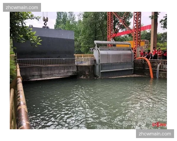 赛道排水自动感应闸门联动指挥部 暴雨条件下复赛效率实现翻倍